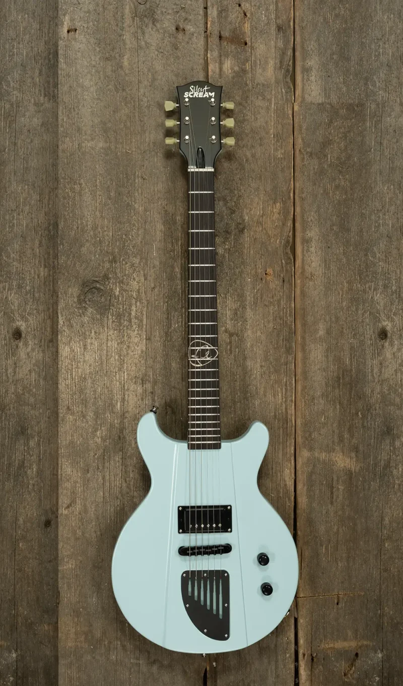 Silent Scream Lunar Blue